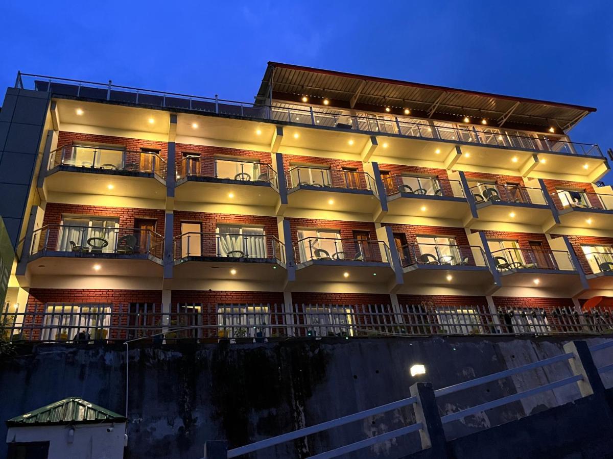 Kempty Myst Resort, Mussoorie - A Comfortable Stay Exterior photo