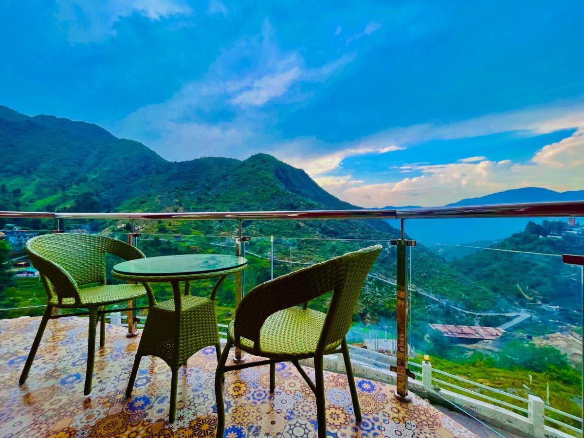 Kempty Myst Resort, Mussoorie - A Comfortable Stay Exterior photo